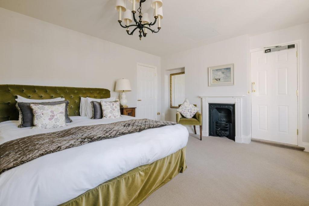 Victoria Hotel Holkham Bagian luar foto